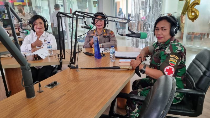 Peringatan Hari Ibu,Polwan dan Kowad Live di RRI Medan