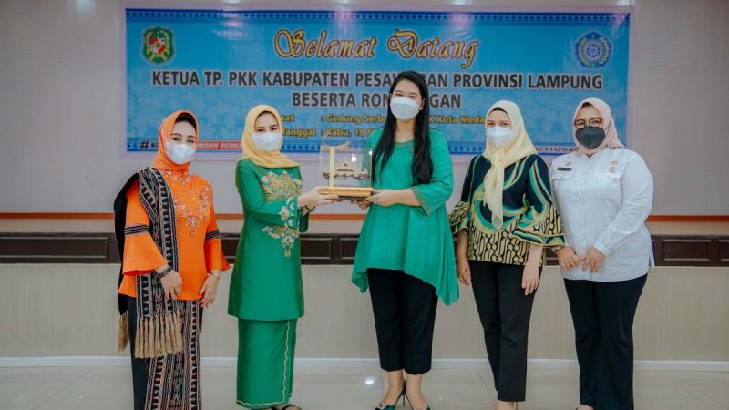 Ketua TP PKK Kota Medan Sambut Kedatangan Ketua TP PKK Kabupaten Pesawaran