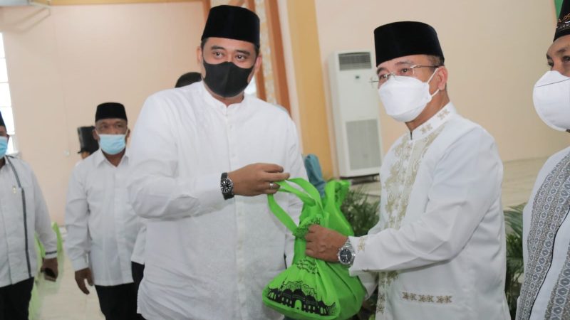 Walikota Berpesan Kepada 1077 Jemaah Calhaj