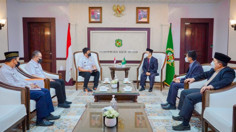 Walikota Medan Terima Kunjungan Pengurus Pesantren Ar Raudlatul Hasanah