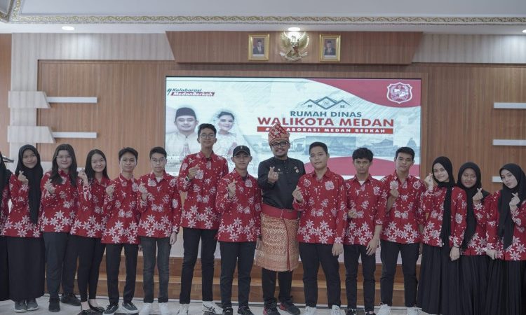 Walikota Medan Lepas 18 Pelajar ke Kota Gwangju