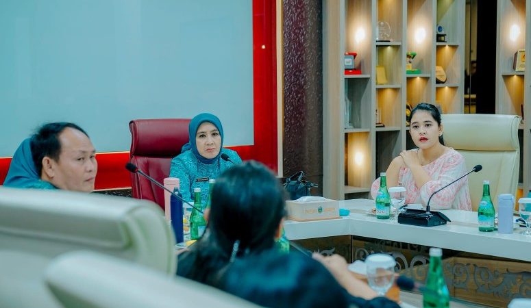 Ny Kahiyang Ayu Hadiri Rapat Persiapan Peringatan HKG PKK Ke-51