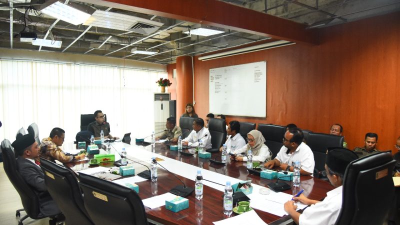 RDP Komisi 3 Bahas Pengelolaan Pasar dan Pajak Air