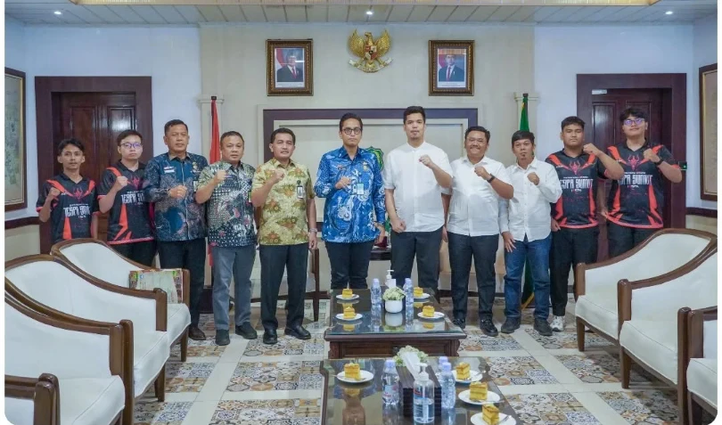 Rico Waas Dukung Pegiat e-Sport Kota Medan Dalam Ajang Fornas di NTB