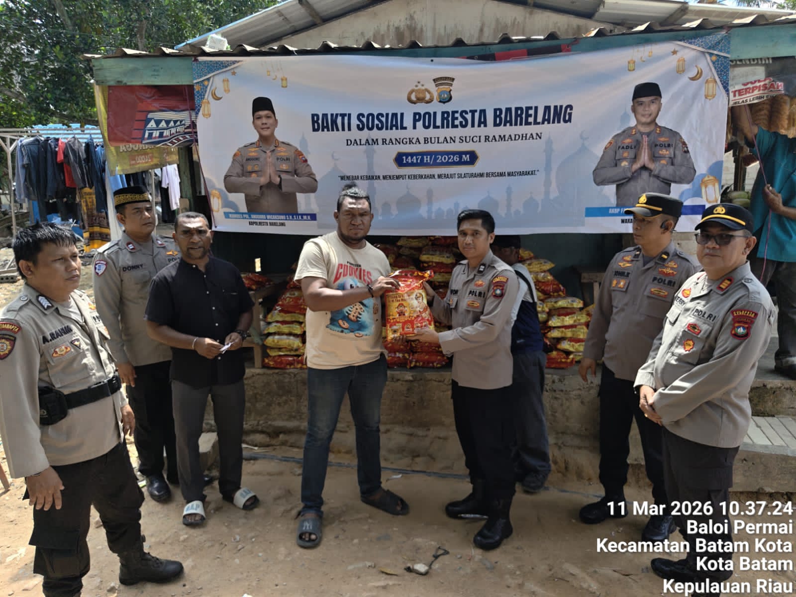 Polsek Batam Kota dan Paguyuban Keluarga Tionghoa Meranti Gelar Bakti Sosial