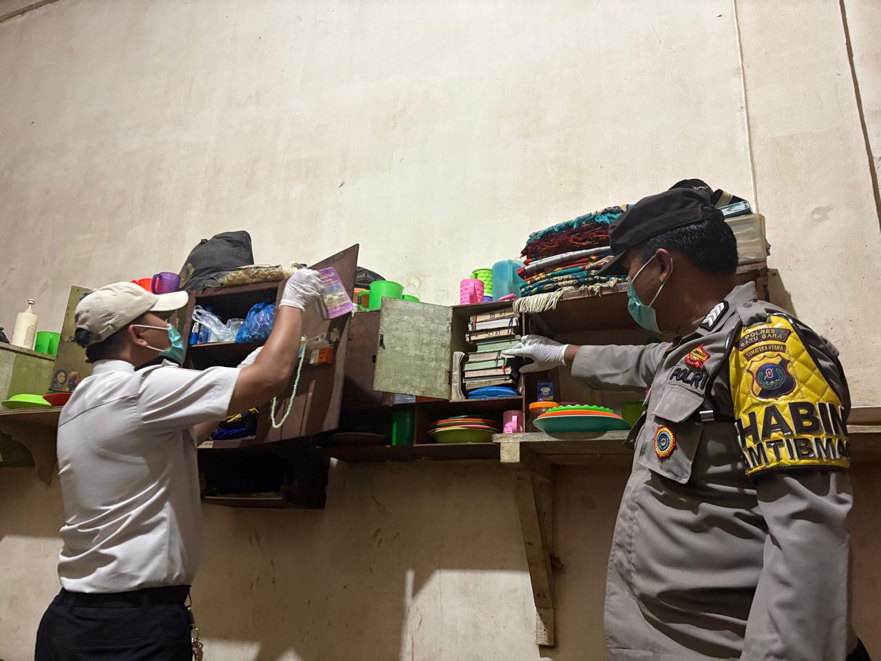 Polsek Labuhan Ruku gelar razia bersama di Lapas Kelas II A Labuhan Ruku