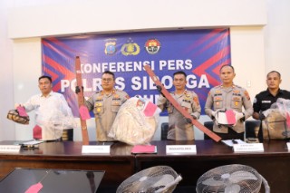 Polres Sibolga Ungkap Dua Kasus Curat, Enam Tersangka Diamankan