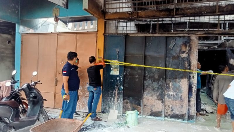 Polres Pelabuhan Belawan dan Polsek Medan Labuhan Amankan Lokasi Kebakaran di Marelan