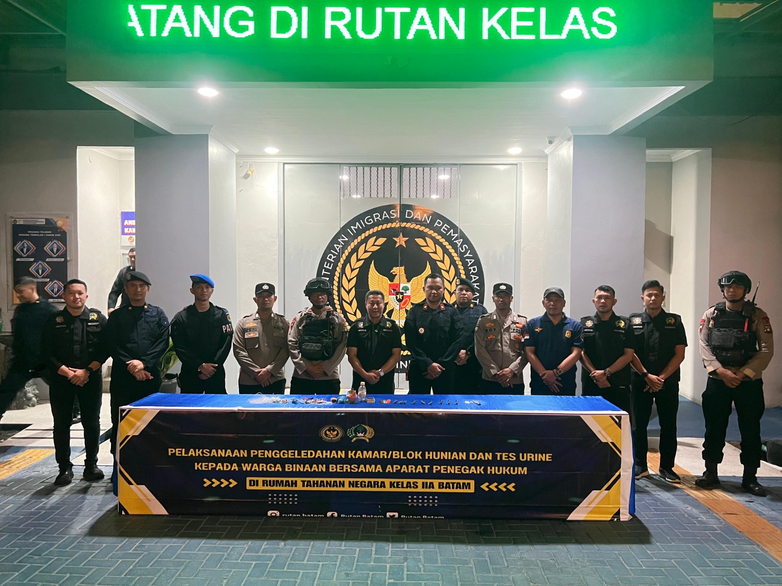 PERANGI NARKOBA DAN BARANG TERLARANG, RUTAN BATAM BERSAMA APARAT GABUNGAN JAGA MARWAH PEMASYARAKATAN