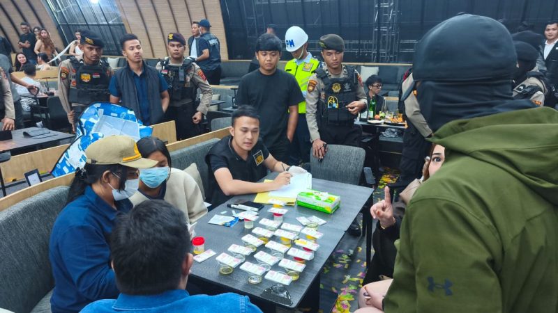 Dalam Semalam Empat THM di Medan Dirazia, Polda Sumut Amankan Lima Pengunjung Positif Narkoba