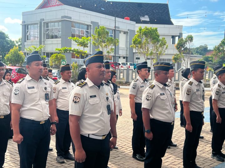 Teguhkan Komitmen Pelayanan Prima, Kasubsi Bimbingan Kegiatan Pimpin Apel Pagi Rutan Batam