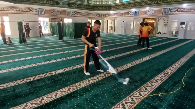 Sambut HUT Bhayangkara ke-80, Polda Sumut Gelar Bakti Religi di Gereja Oikumene dan Masjid Al-Hidayah