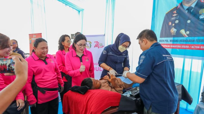 Sambut HUT Bhayangkara ke-80, Polda Sumut Gelar Bakti Kesehatan dan Salurkan Bantuan untuk 3.000 Warga Langkat