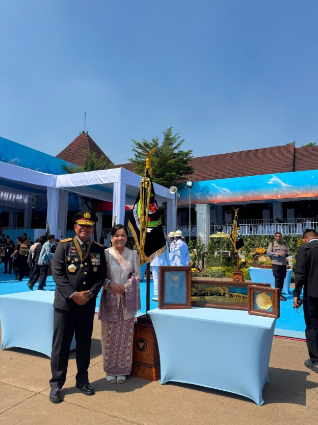 Kado Istimewa di Hari Bhayangkara ke-80, Kapolda Sumut Terima Langsung Nugraha Sakanti dari Presiden