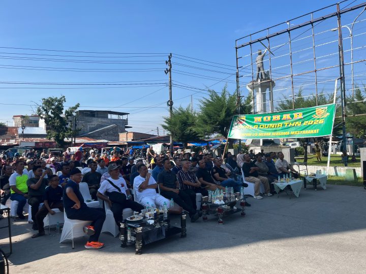 Satukan Kebersamaan dan Perkuat Harmoni Anak Bangsa, Dandenpom I/5 Medan Gelar Nobar Piala Dunia Bersama Masyarakat Belawan