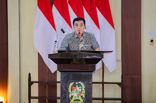 Penetapan Kebijakan Dalam Program Penanggulangan Kemiskinan