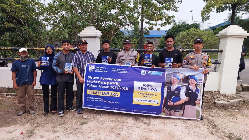 Polsek Batu Aji Sampaikan Informasi Penerimaan SMA Kemala Taruna Bhayangkara kepada Masyarakat Kecamatan Batu Aji