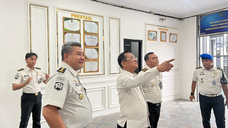 Kakanwil Ditjenpas Kunjungi Rutan Kelas II A Batam Terkait Kondisi Pelayanan di Lapangan