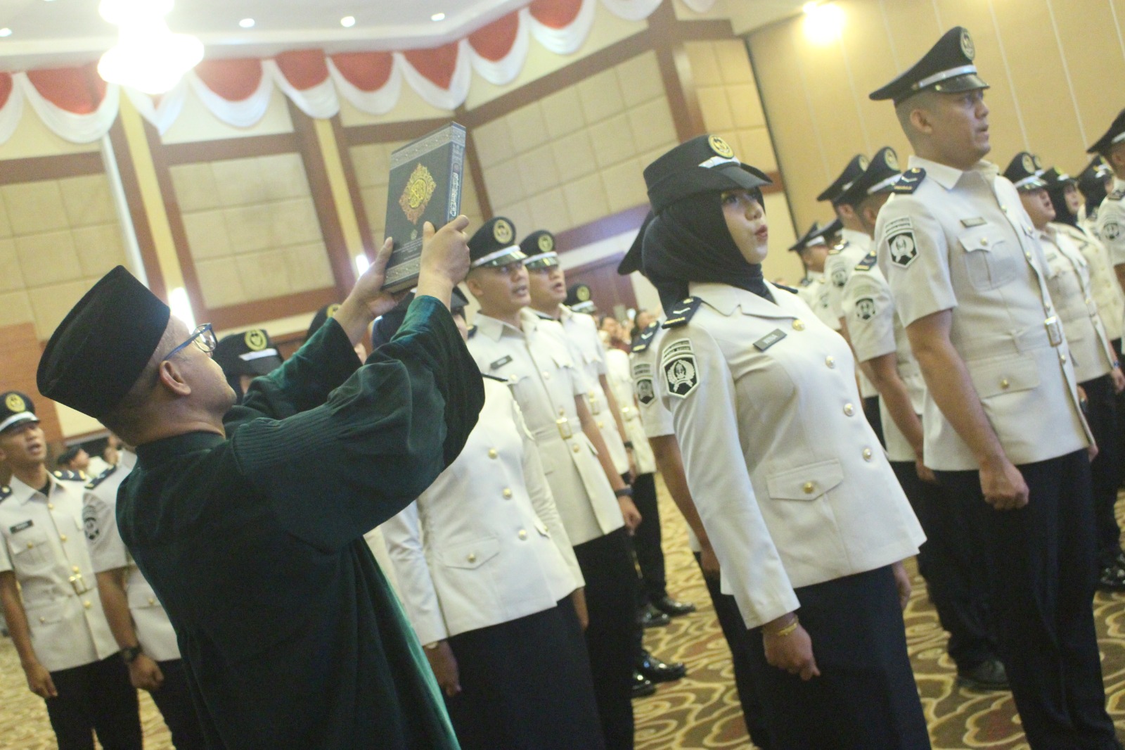 LANGKAH BARU DALAM PENGABDIAN, 11 CPNS RUTAN BATAM RESMI DIAMBIL SUMPAH/JANJI JABATAN PNS